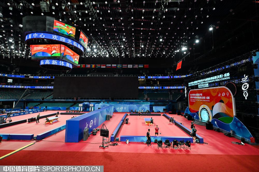 德甲半场：曼赞比破门，海登海姆0-1弗赖堡